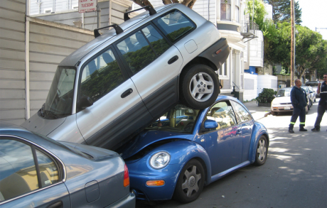 suv-bumpers-are-too-high-compared-with-small-cars-460x293